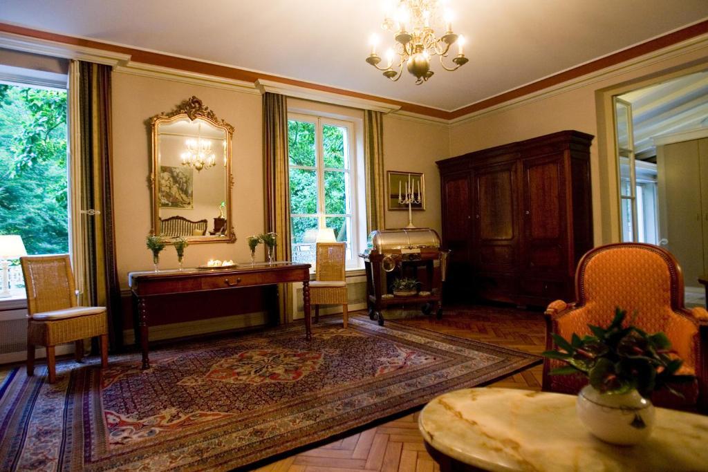 Wallerfangen Hotel Restaurant Villa Fayence חדר תמונה